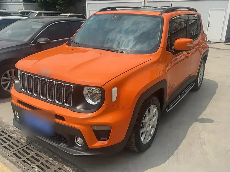 Jeep Renegade 220 T Auto Leading