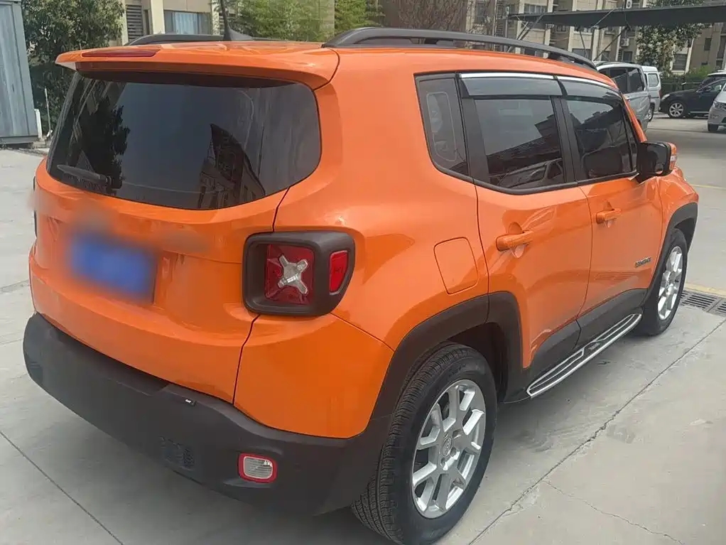 Renegade 220 T Auto Leading