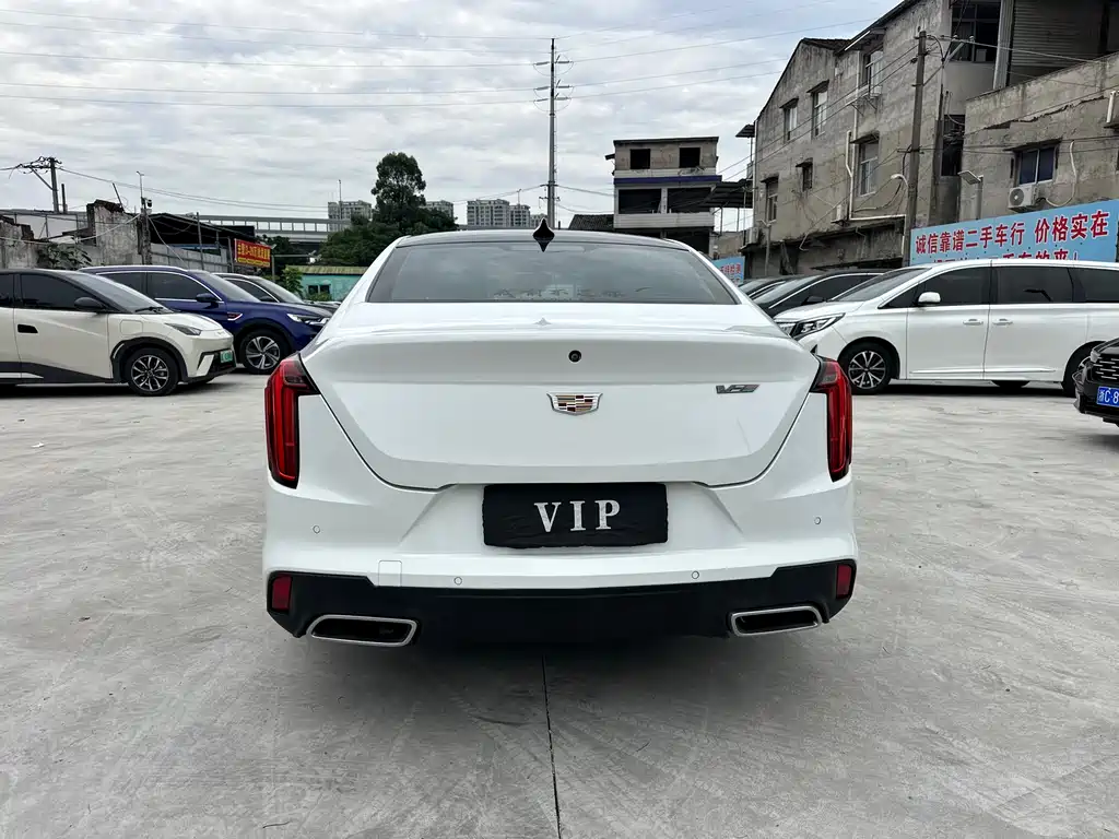 Cadillac CT4 28 T Luxury