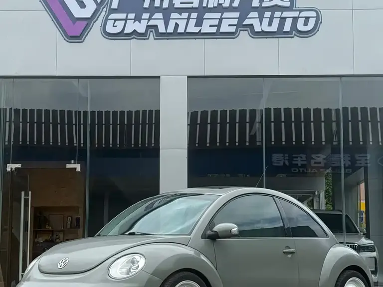 Volkswagen Beetle 1.8 T BlackOrange Luxury