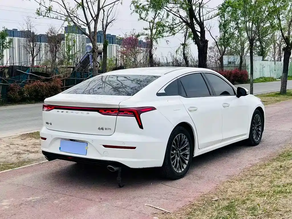 Besturn B70 3 rd Gen 1.5 T Auto Smooth Enjoyment