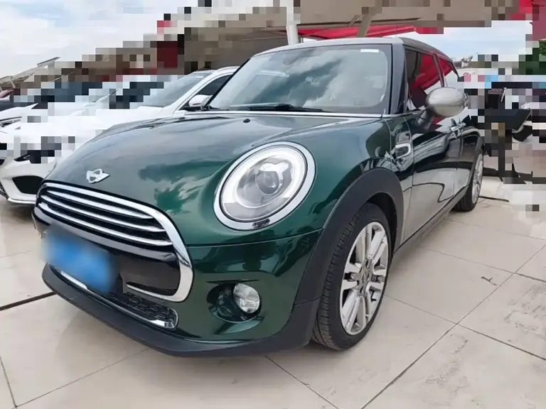 MINI 1.5 T COOPER SEVEN 5-door