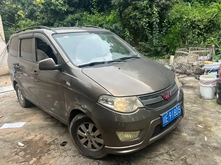Wuling Hongguang 1.5 L S Standard