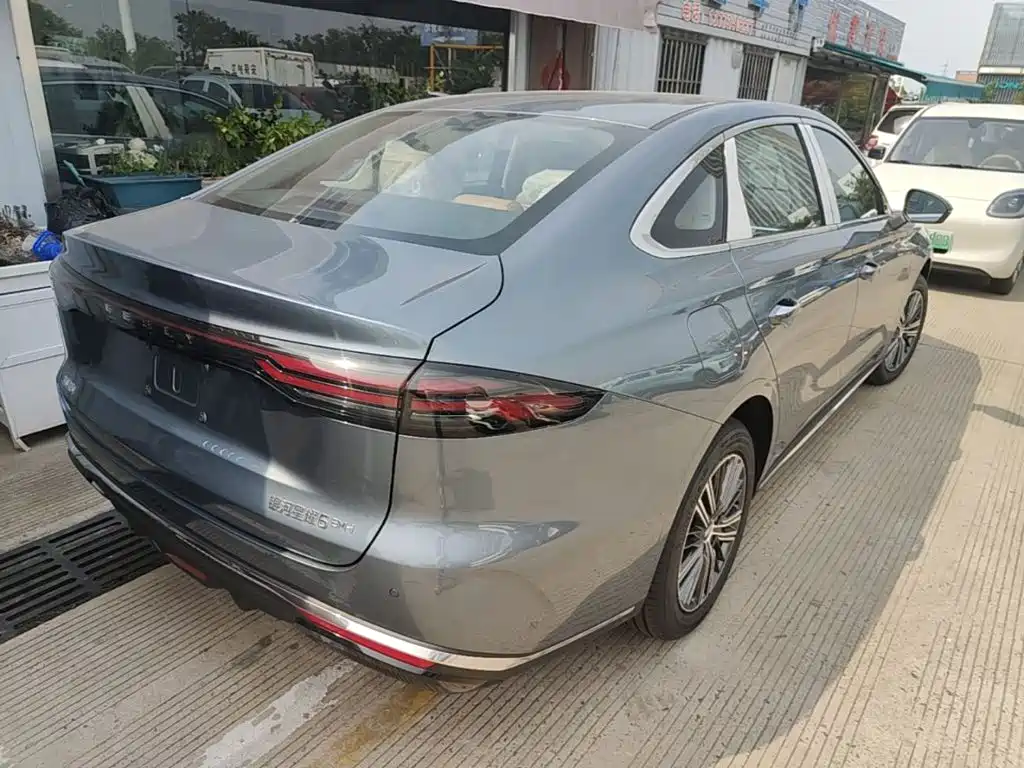 Galaxy Xingyao 6 125 km Explorer +