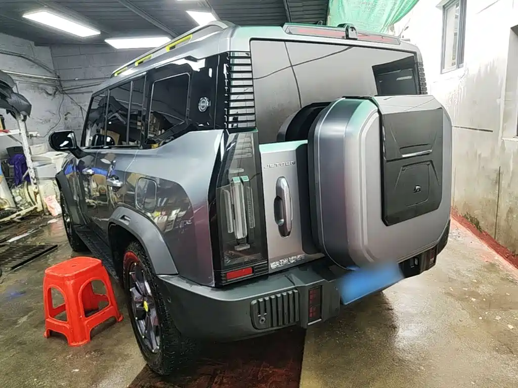 Jetour Traveller 2.0 T 4 WD Cross PRO+