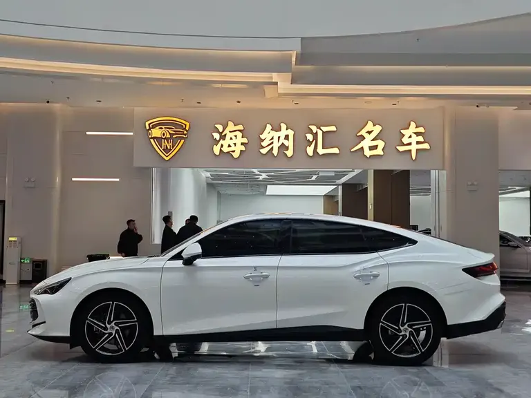 MG7 1.5 T 300 DCT Luxury