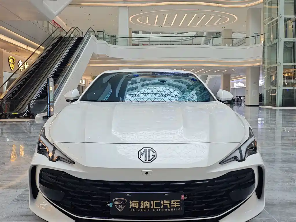 MG7 1.5 T 300 DCT Luxury