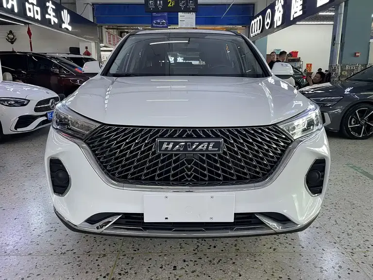 Haval M6 PLUS 1.5 T DCT Luxury Connected