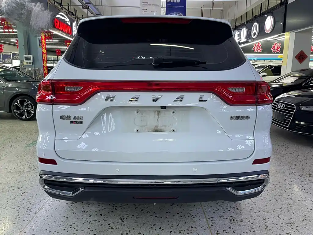 Haval M6 PLUS 1.5 T DCT Luxury Connected