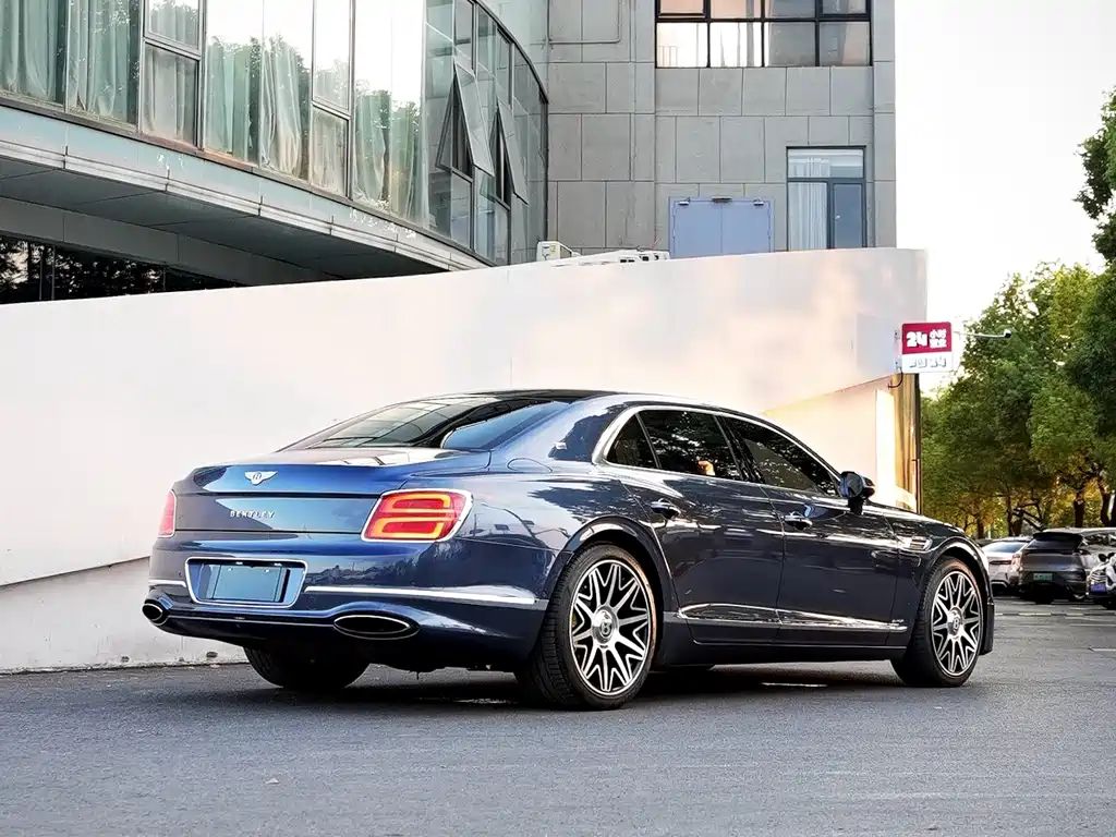 Flying Spur 6.0 T W12 Standard