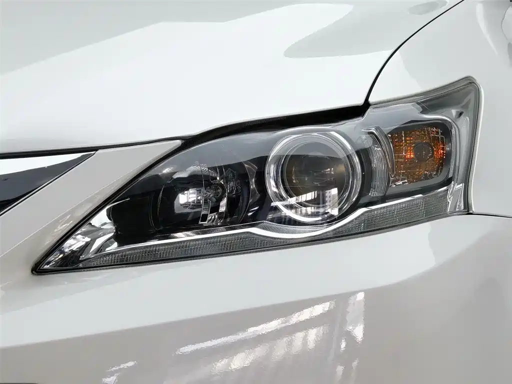 Lexus CT CT200 h Elite Mono CN-VI