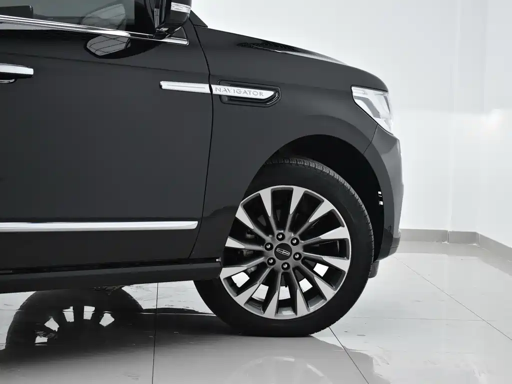 Navigator 3.5 T Honor Shine CN-VI