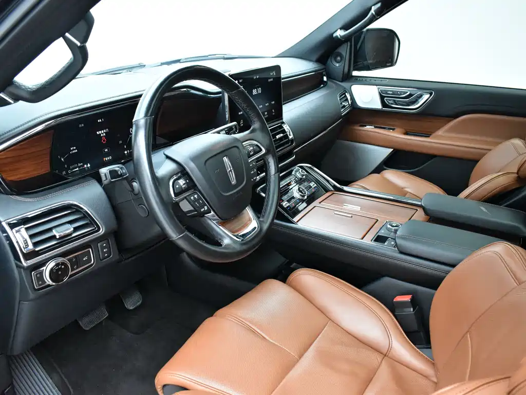 Navigator 3.5 T Honor Shine CN-VI