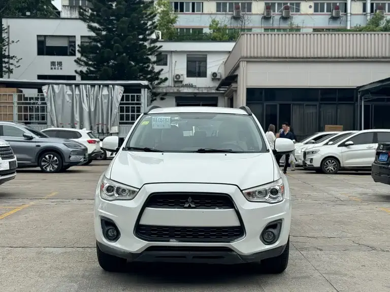 Mitsubishi ASX 1.6 L Manual 2 WD Standard