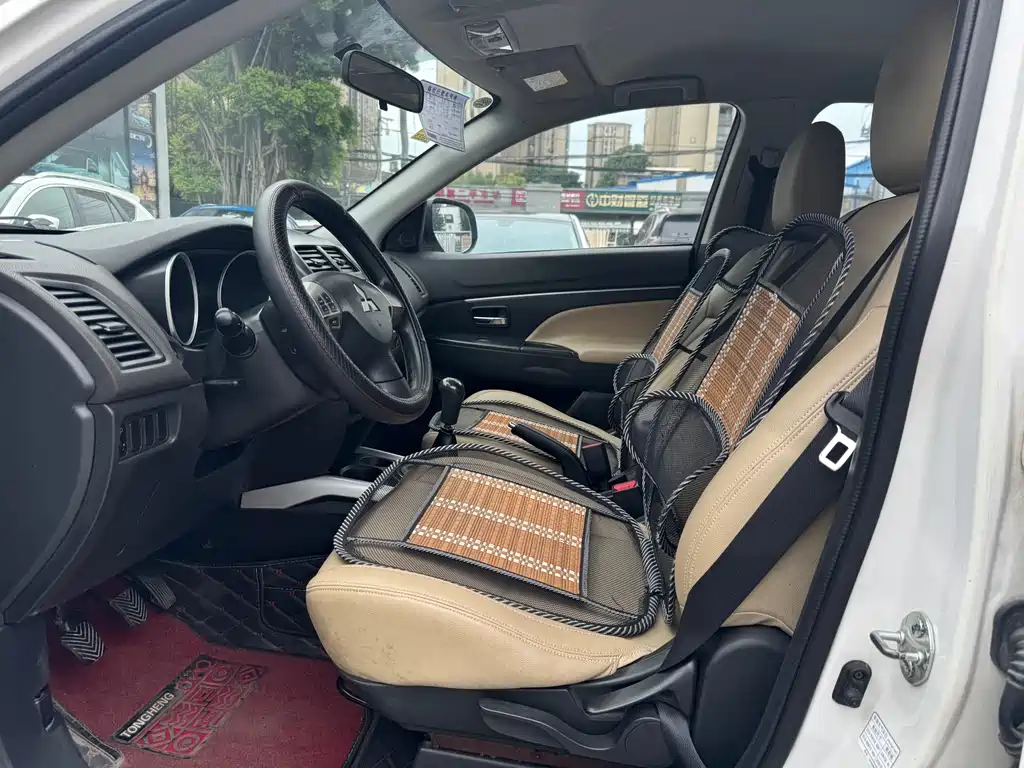 ASX 1.6 L Manual 2 WD Standard