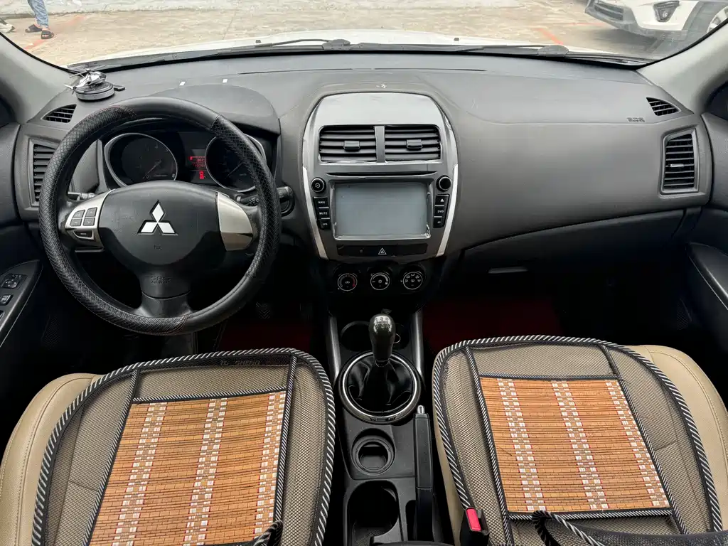 ASX 1.6 L Manual 2 WD Standard