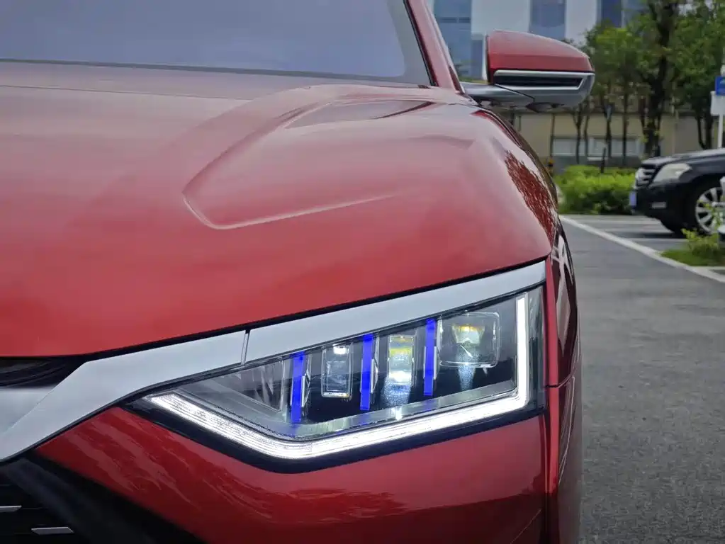Han DM 4 WD Performance Luxury