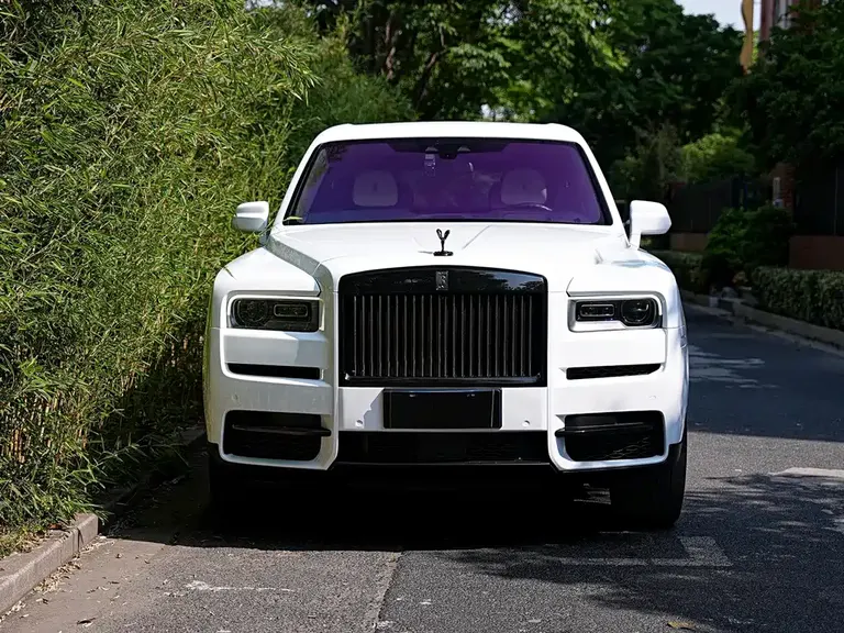 Rolls-Royce Cullinan Black Badge
