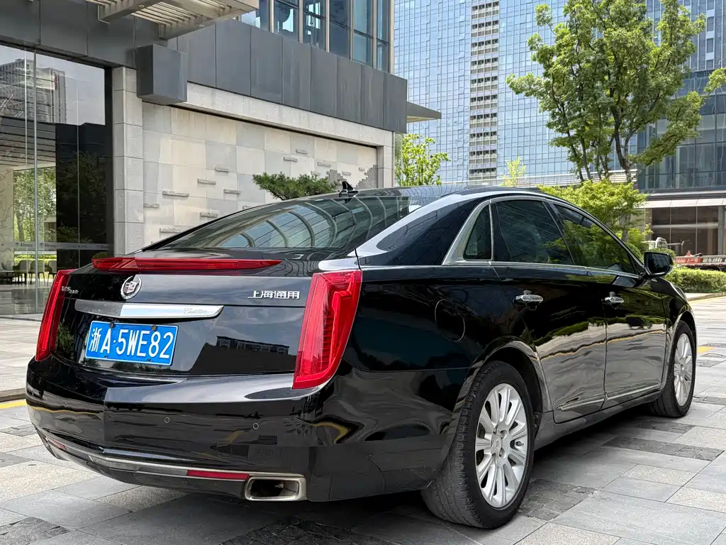 Cadillac XTS 28 T Elegant