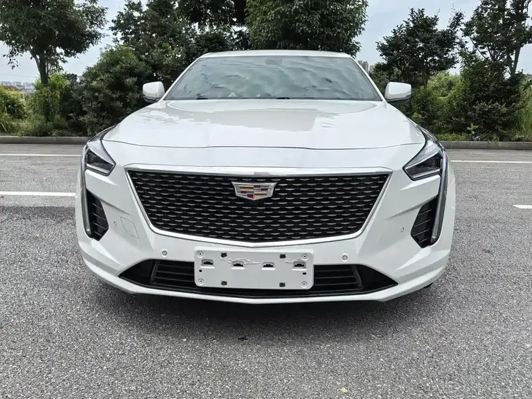 Cadillac CT6 28 T Fashion