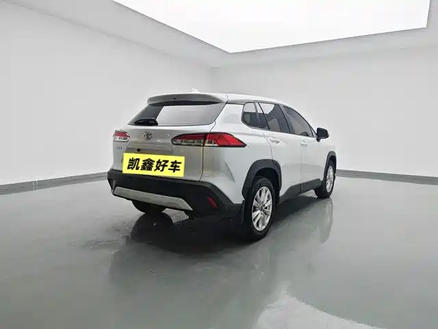 Corolla Cross 2.0 L Pioneer