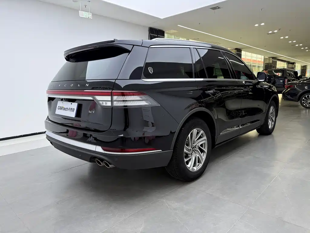 Aviator 3.0 T V6 4 WD Premium