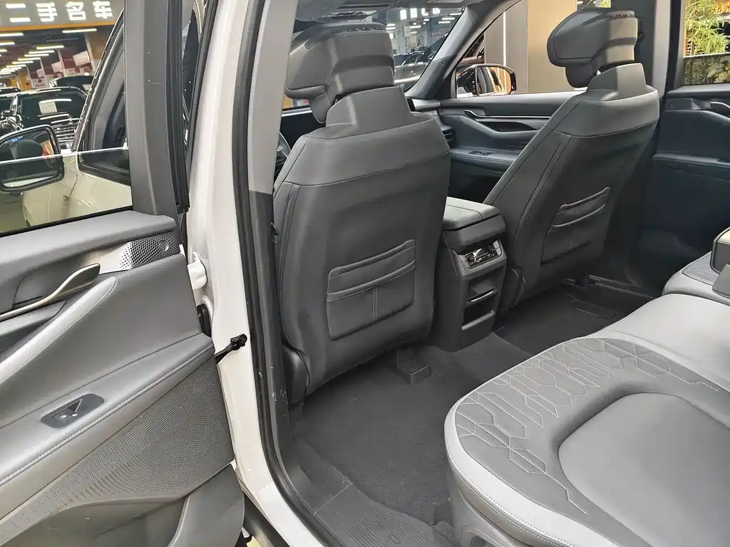 Edge Edge L 2.0 T EcoBoost 2 WD 7-seat Luxury