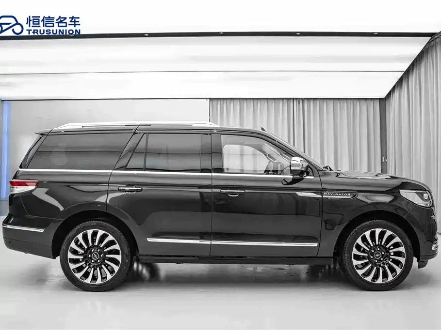 Navigator 3.5 T President