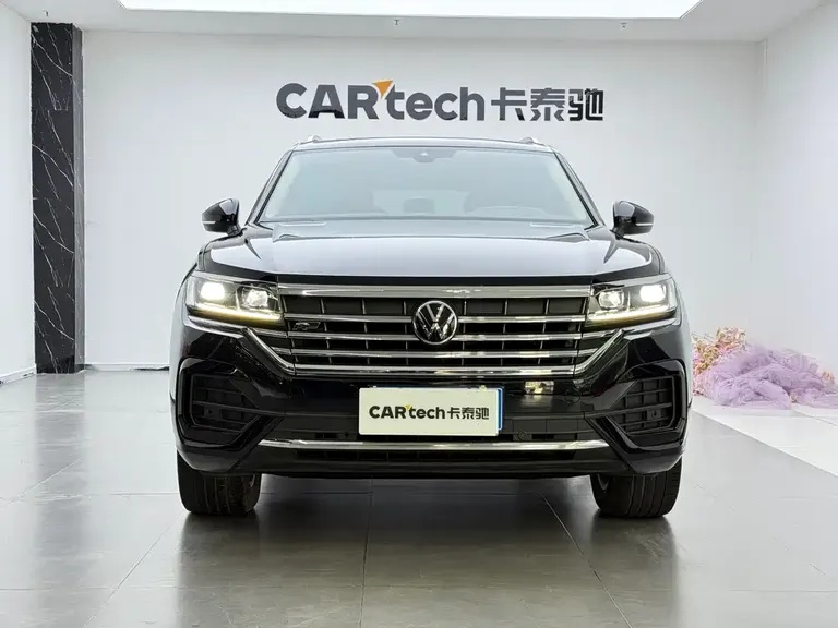 Volkswagen Touareg 2.0 TSI Sharp Style