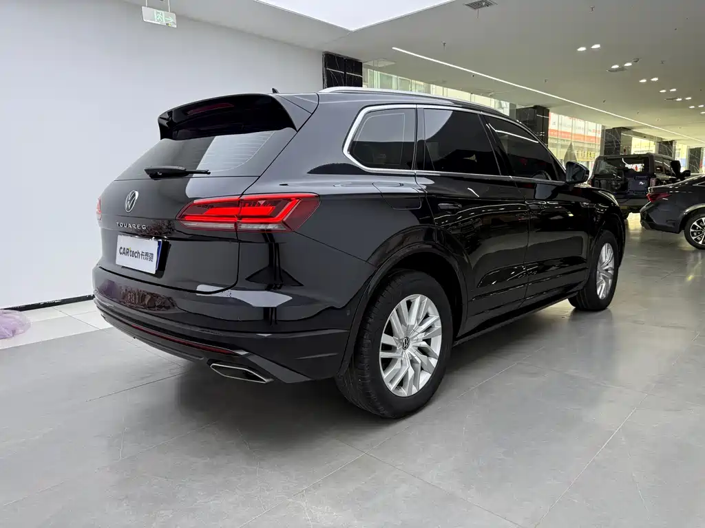 Touareg 2.0 TSI Sharp Style