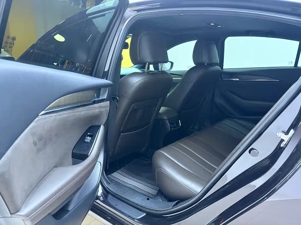 Atenza 2.5 L Blue Sky Supreme