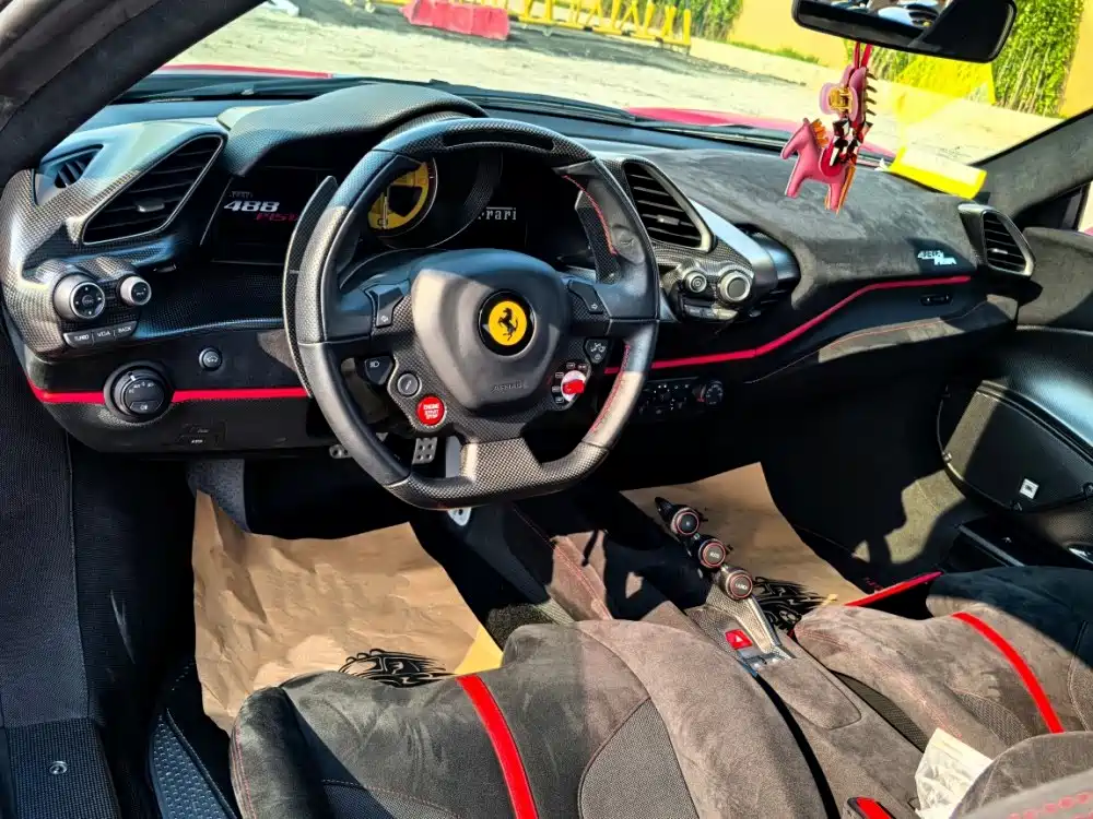 Ferrari 488 488 Pista