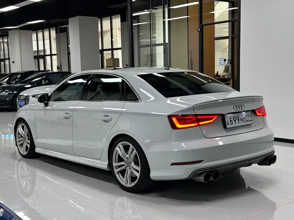 Audi S3 S3 2.0 T Limousine
