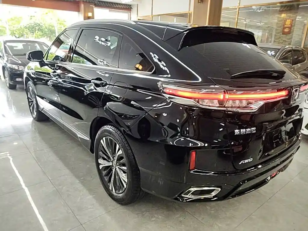 Honda UR-V 370 TURBO 4 WD Premium