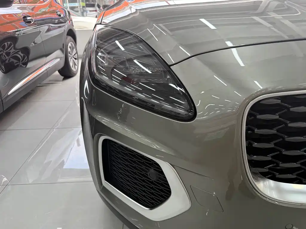 Jaguar E-PACE Progressive Sport R-DYNAMIC S