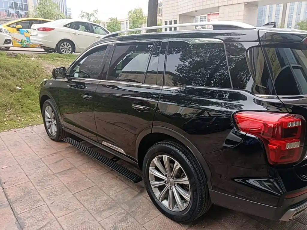 GAC Trumpchi GS8 390 T 4 WD Luxury Connected (7-seat)