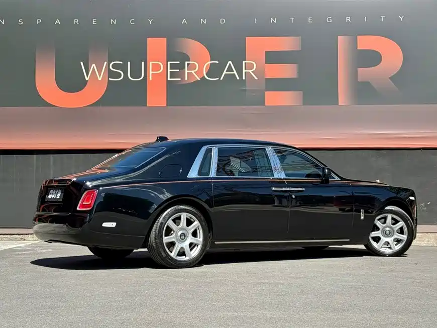 Phantom 6.7 T LWB Range