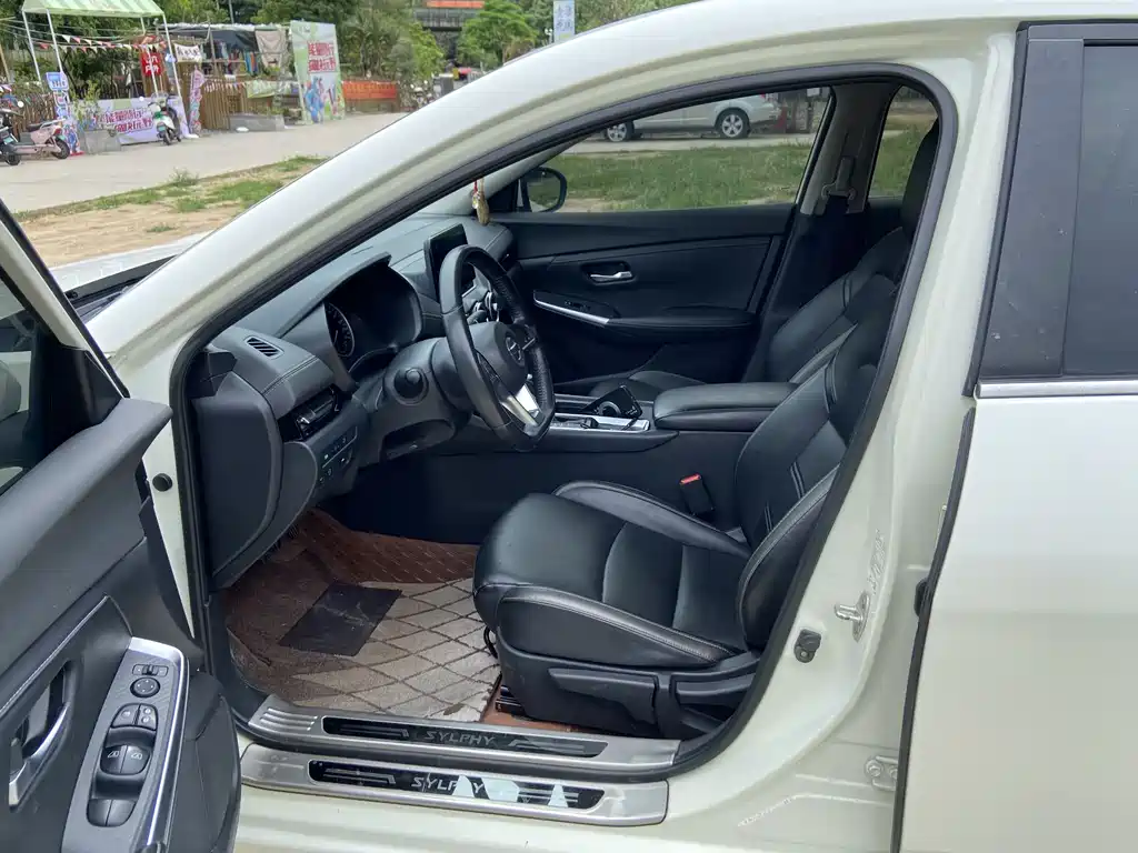 Sylphy 1.6 L XL CVT Joy
