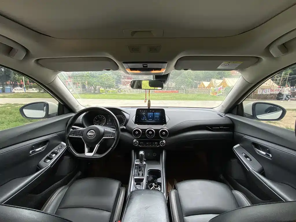 Sylphy 1.6 L XL CVT Joy