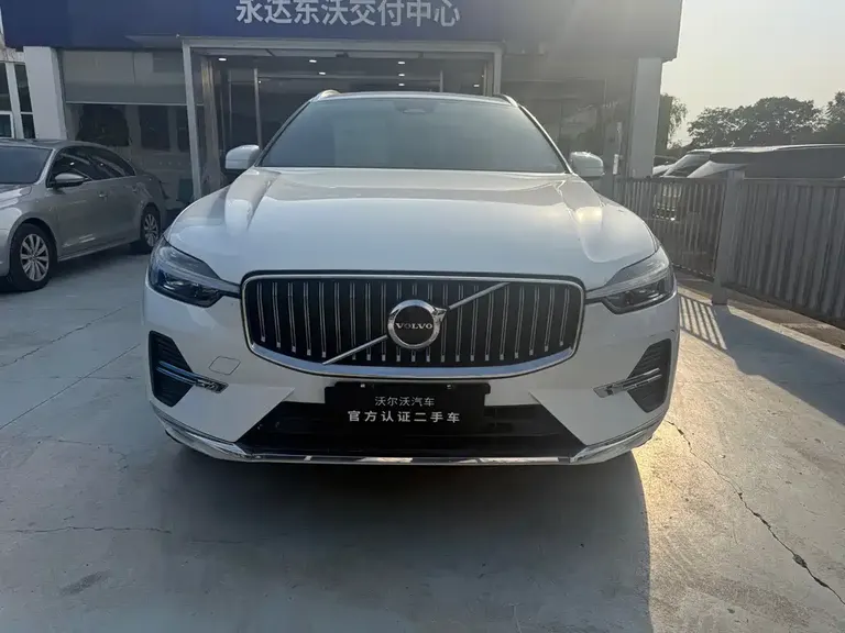 Volvo XC60 B5 4 WD Smart Vision Luxury
