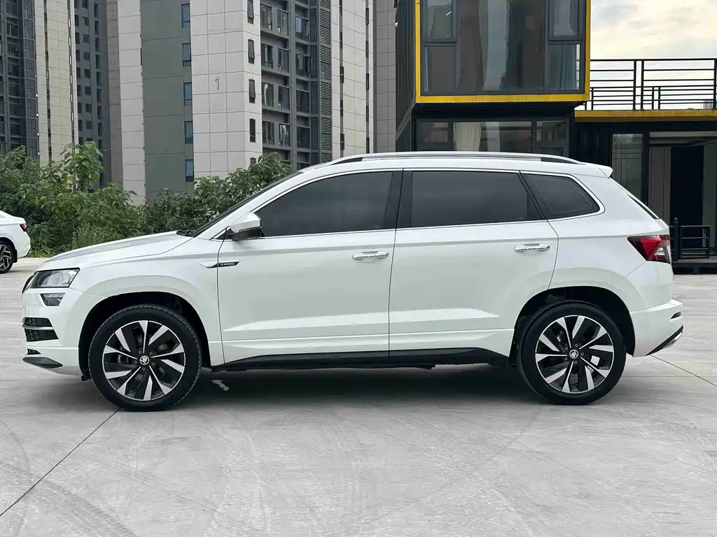 Karoq 柯珞克 2022款 TSI280 尊贵版