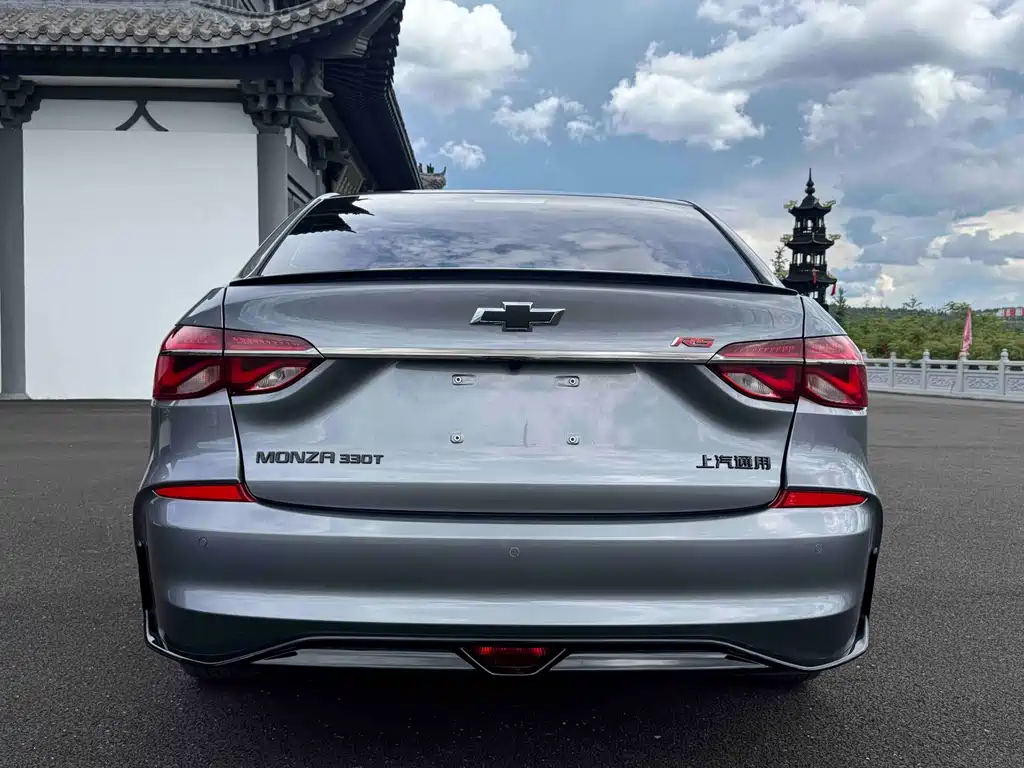 Monza Mild Hybrid RS 330 T Auto Smooth