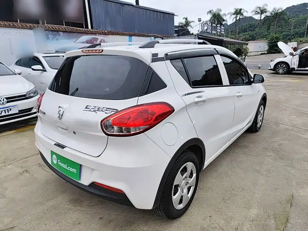 Baojun 310 1.2 L Manual Comfort