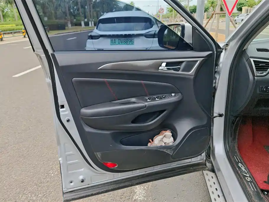 Changan CS75 1.8 T Auto 4 WD Elite CN-V