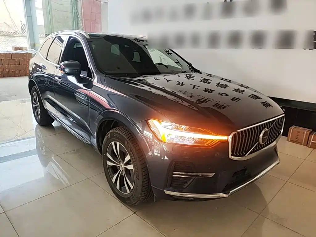 Volvo XC60 B5 4 WD Smart Ease Luxury