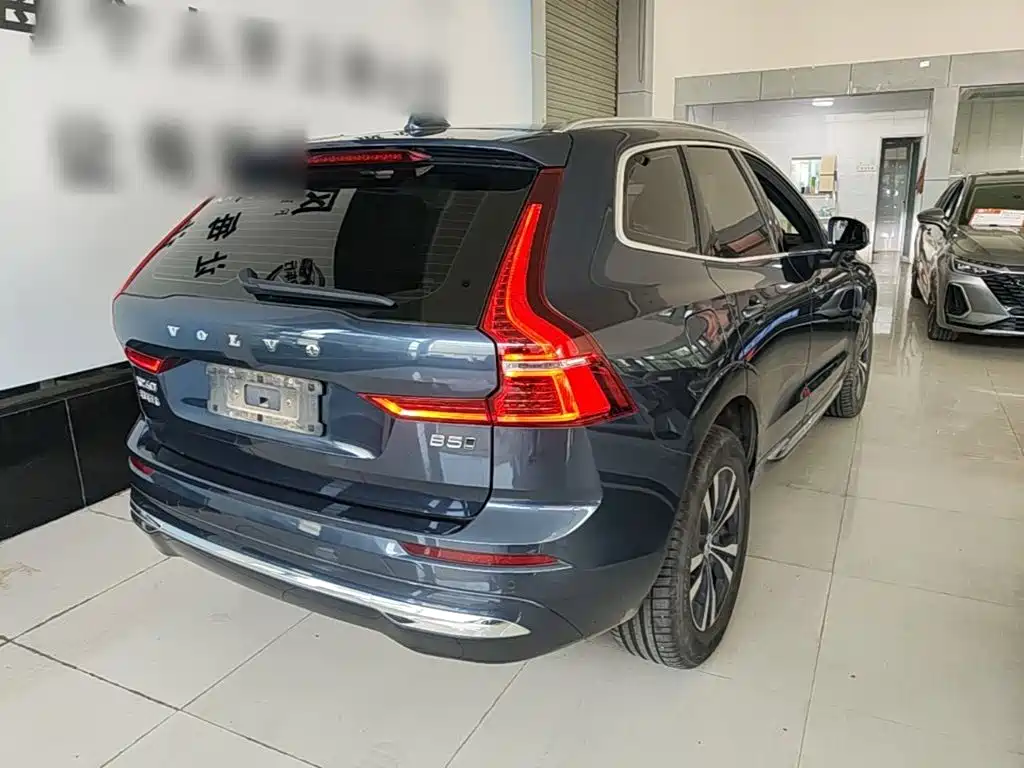 Volvo XC60 B5 4 WD Smart Ease Luxury