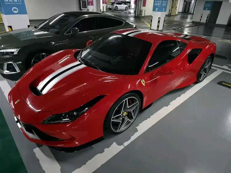 Ferrari F8 Tributo 3.9 T V8