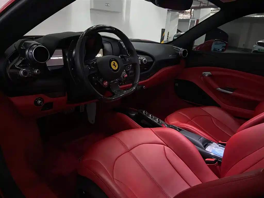 Ferrari F8 Tributo 3.9 T V8