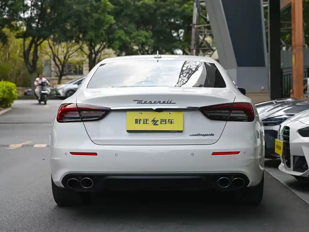 Quattroporte 3.0 T Standard