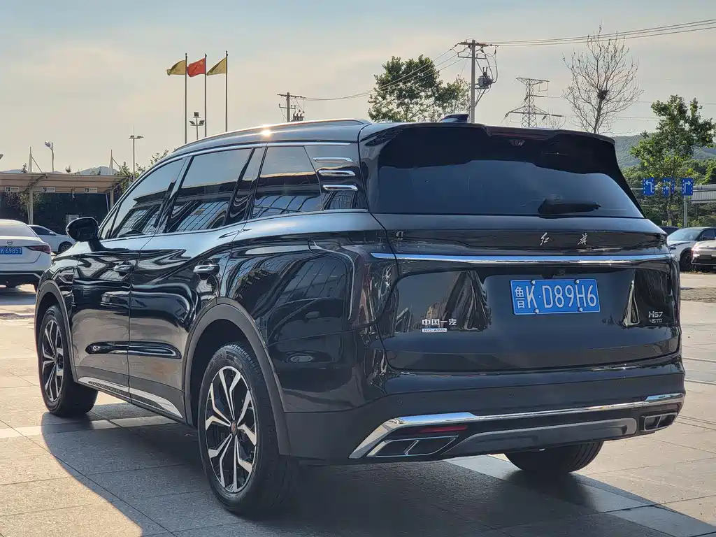 Hongqi HS7 2.0 T Auto 4 WD Flagship Enjoyment 6-seat